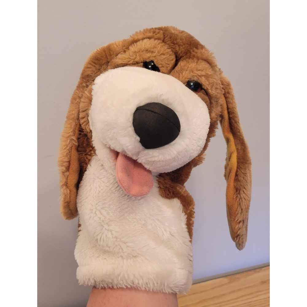 Vintage 1980s Dakin Basset Hound Dog Hand Puppet Red Tag Korea PA Reg 118 Plush
